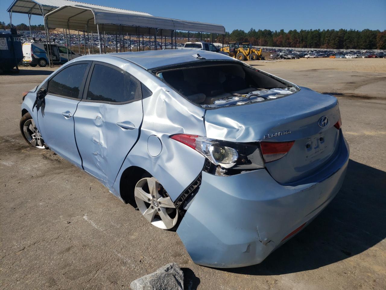 Photo 3 from auction – 2011 HYUNDAI ELANTRA GL with VIN KMHDH4AE1BU113250
