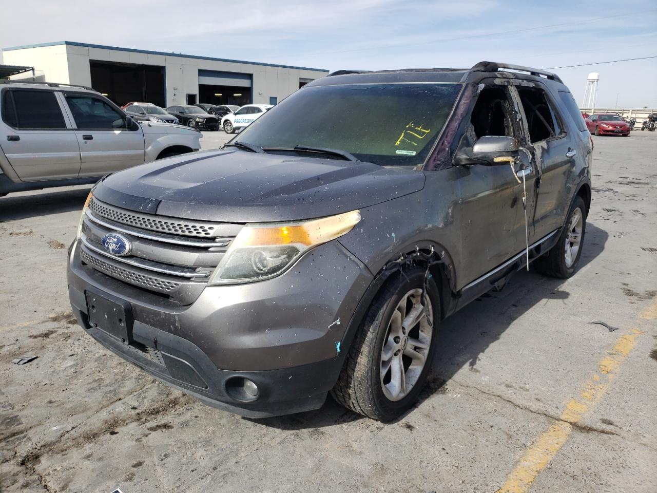 Photo 2 from auction – 2011 FORD EXPLORER L with VIN 1FMHK8F80BGA13782