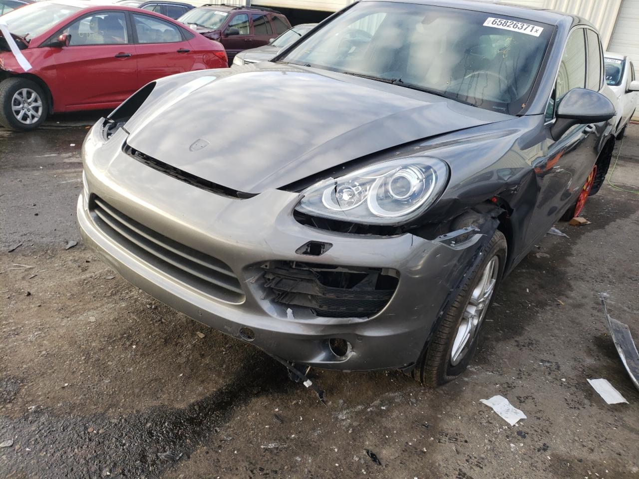 Photo 9 from auction – 2012 PORSCHE CAYENNE with VIN WP1AA2A21CLA04718