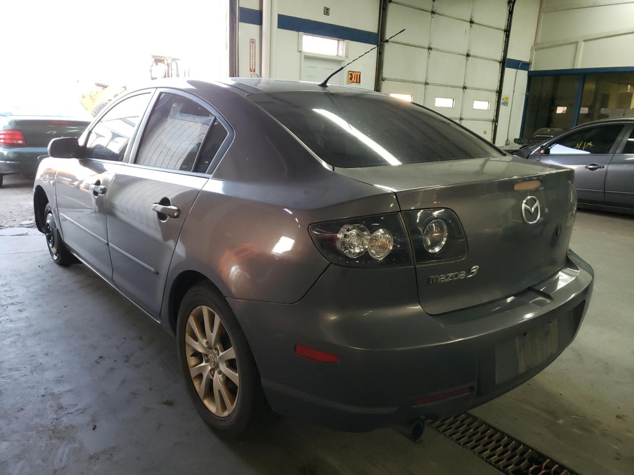 Photo 3 from auction – 2007 MAZDA MAZDA3 with VIN JM1BK32F671718968