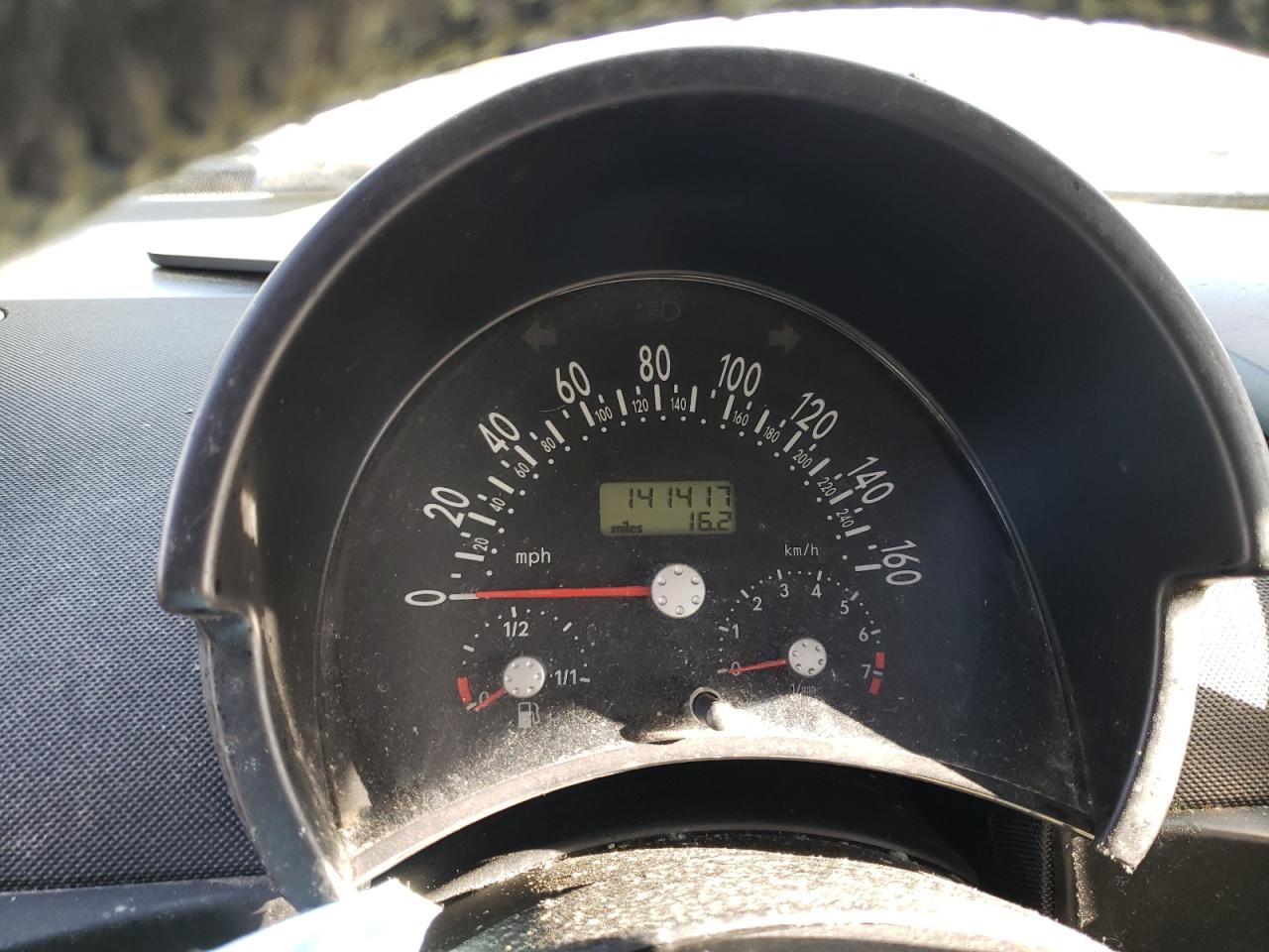 Photo 8 from auction – 2000 VOLKSWAGEN NEW BEETLE with VIN 3VWCD21C2YM478772