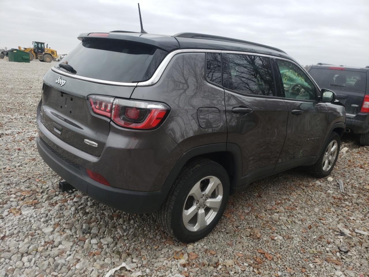 Photo 4 from auction – 2018 JEEP COMPASS LA with VIN 3C4NJDBB5JT328074