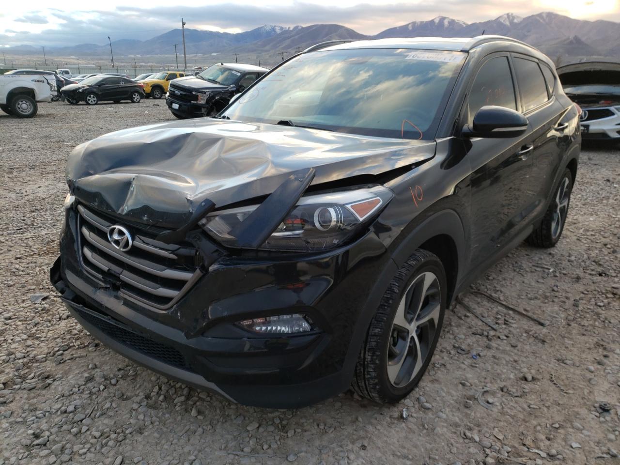 Photo 2 from auction – 2016 HYUNDAI TUCSON LIM with VIN KM8J3CA26GU057881