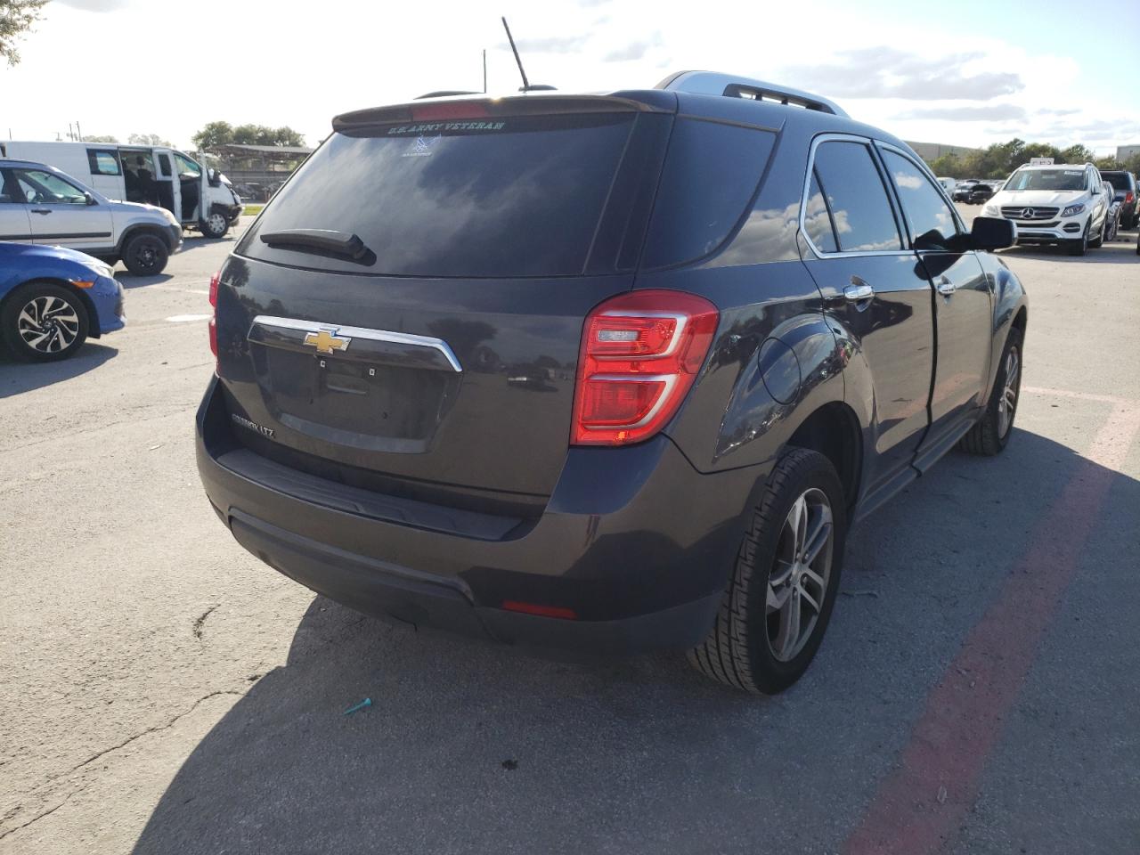 Photo 4 from auction – 2016 CHEVROLET EQUINOX LT with VIN 2GNALDEK8G6156874