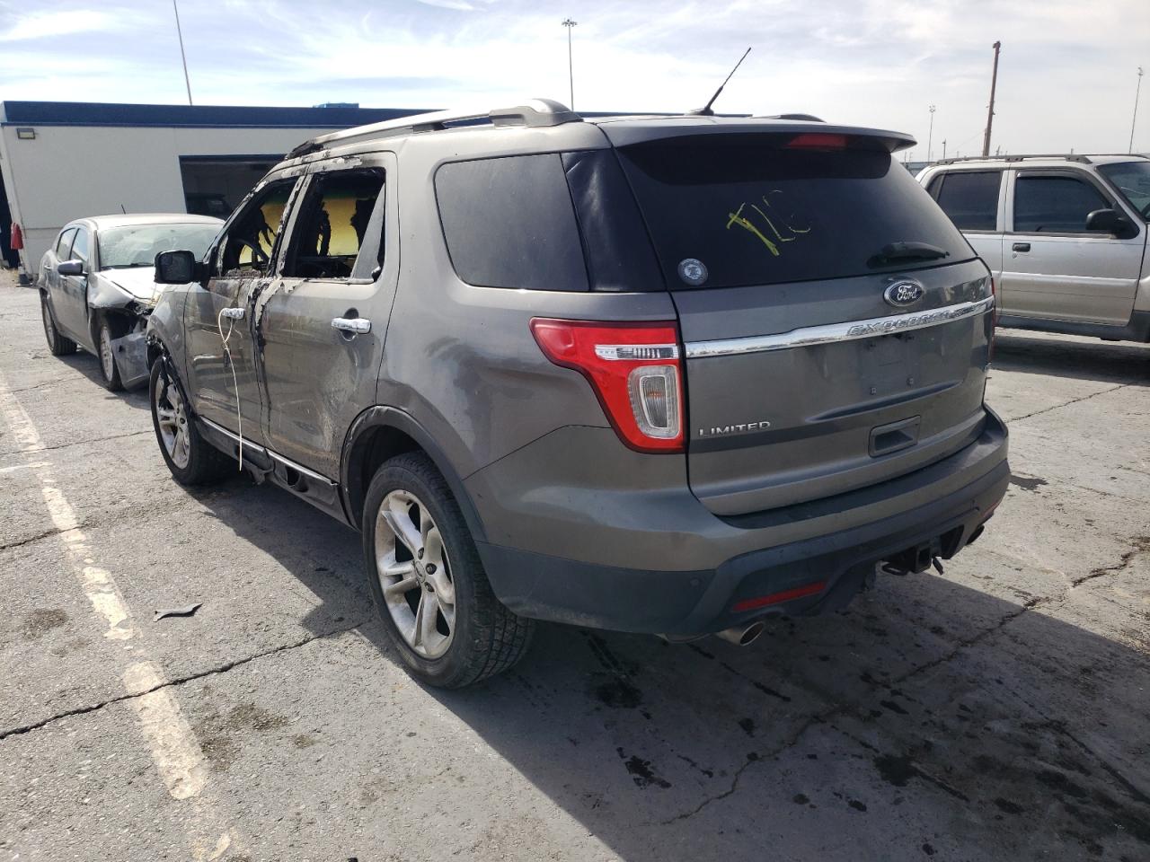 Photo 3 from auction – 2011 FORD EXPLORER L with VIN 1FMHK8F80BGA13782