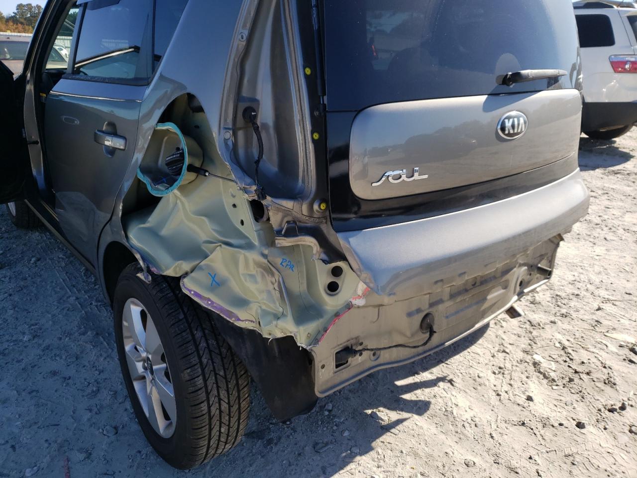 Photo 9 from auction – 2018 KIA SOUL with VIN KNDJN2A28J7541095