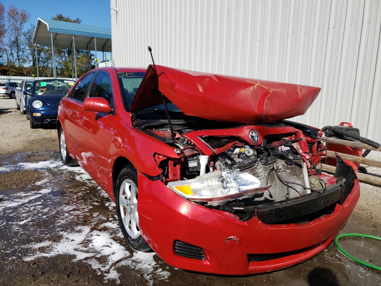TOYOTA CAMRY BASE 2011 مع رقم تعريف المركبة 4T1BF3EK0BU640266 - صورة من المزاد
