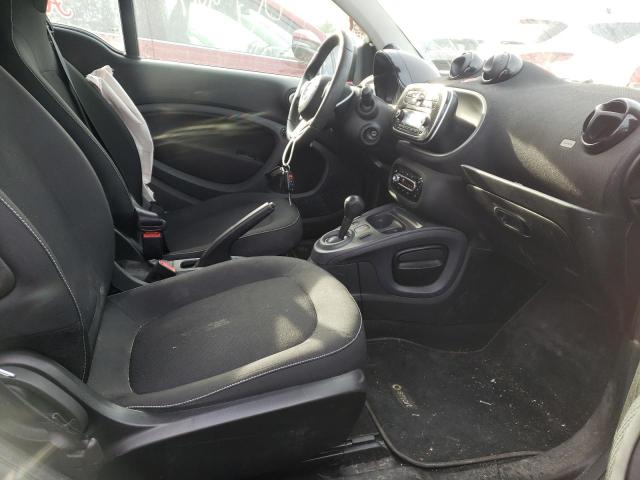 Photo 5 from auction – 2016 SMART FORTWO with VIN WMEFJ5DA8GK065766