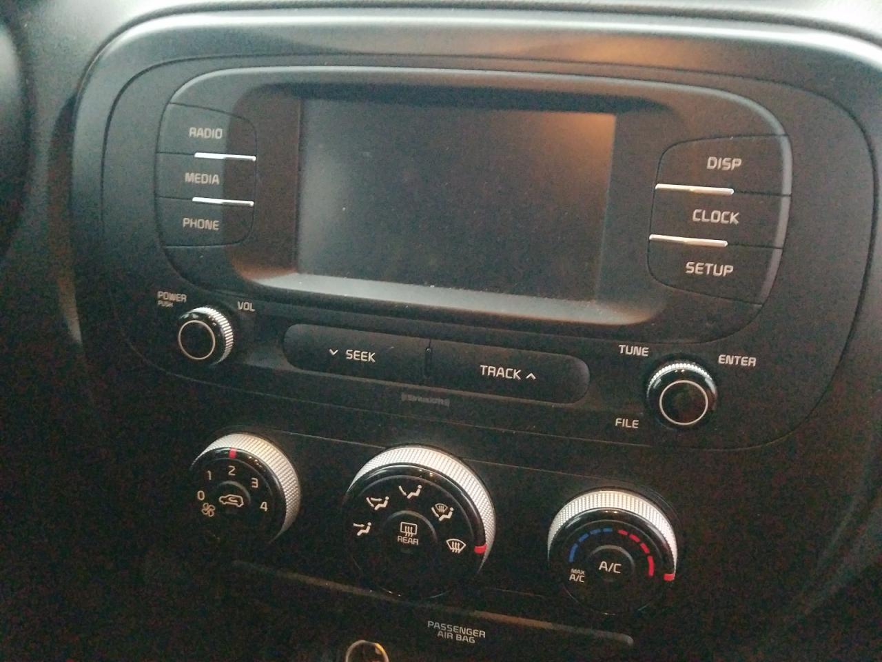 Photo 9 from auction – 2019 KIA SOUL with VIN KNDJN2A22K7018155