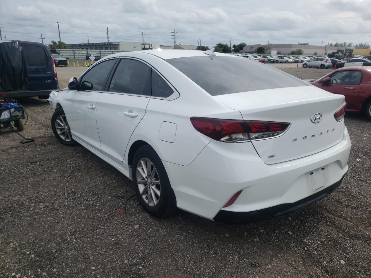 Photo 3 from auction – 2019 HYUNDAI SONATA SE with VIN 5NPE24AF0KH796992
