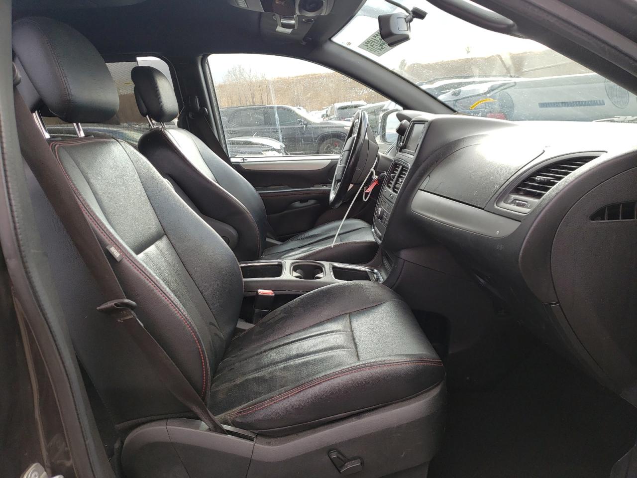 Photo 5 from auction – 2018 DODGE GRAND CARA with VIN 2C4RDGEG1JR239705