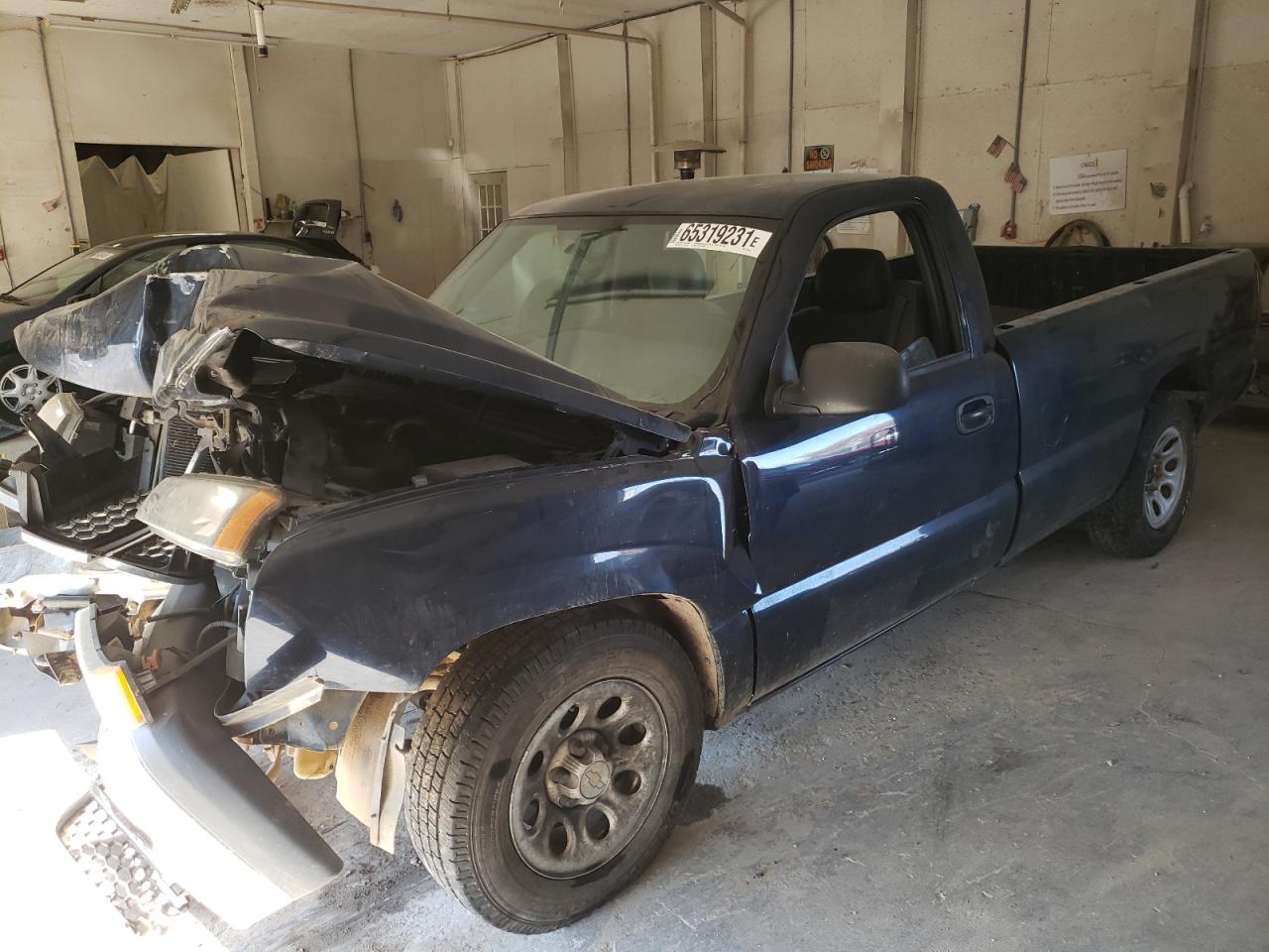 Photo 2 from auction – 2006 CHEVROLET SILVERADO with VIN 3GCEC14X16G270630