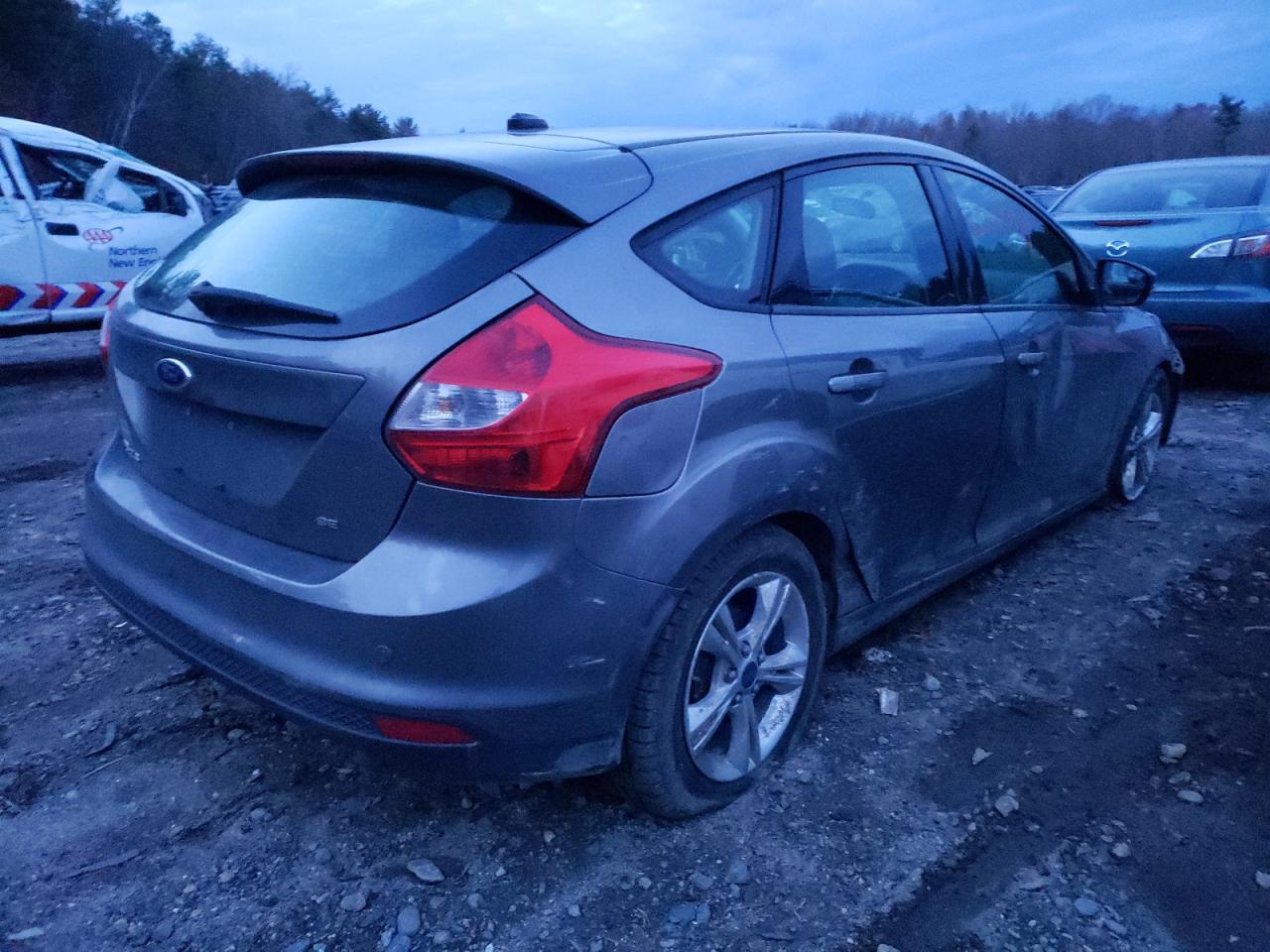 Photo 4 from auction – 2014 FORD FOCUS SE with VIN 1FADP3K24EL141257