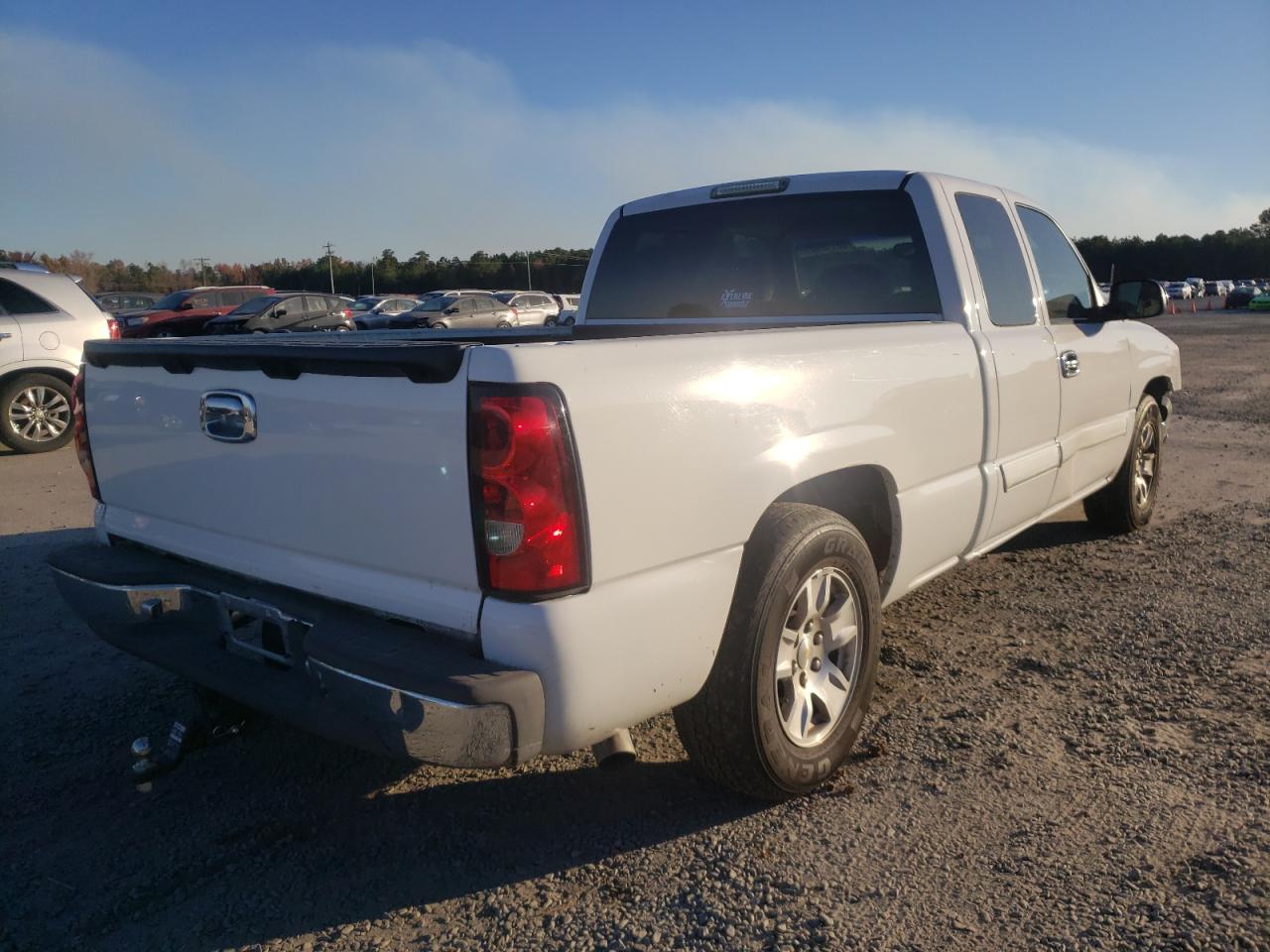 Photo 4 from auction – 2003 CHEVROLET SILVERADO with VIN 2GCEC19V831199499