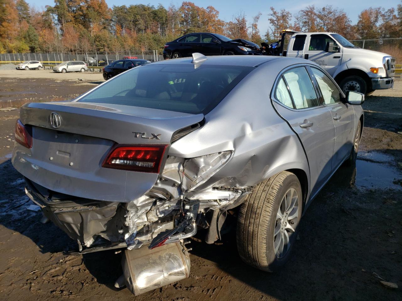 Photo 9 from auction – 2017 ACURA TLX with VIN 19UUB1F35HA004894