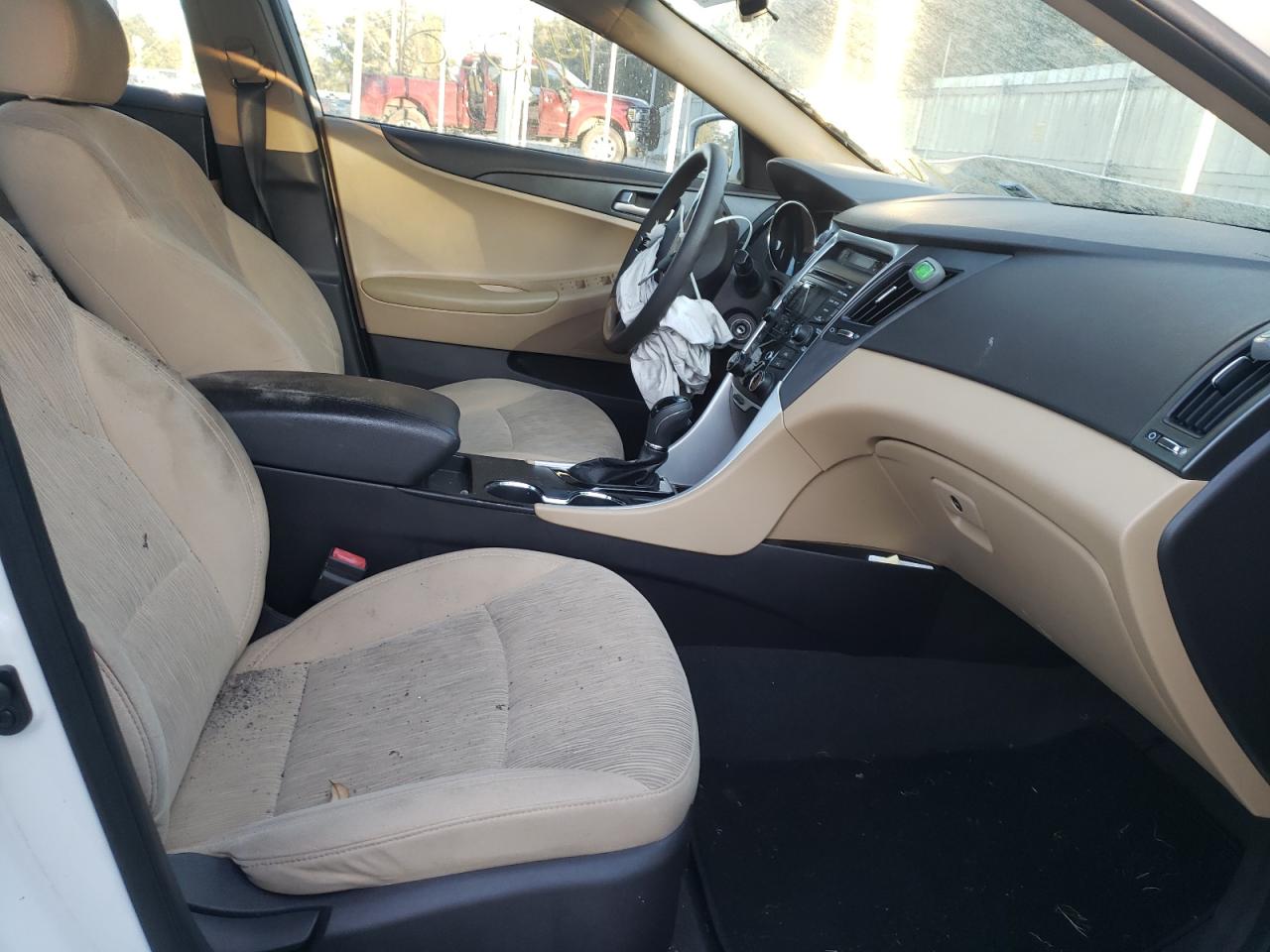 Photo 5 from auction – 2012 HYUNDAI SONATA GLS with VIN 5NPEB4AC8CH488234