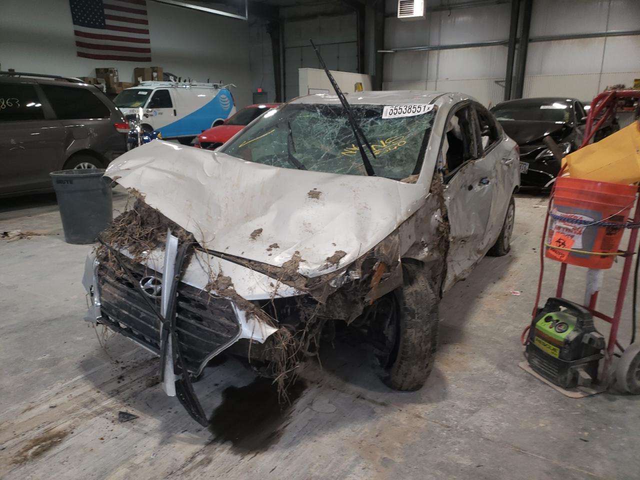 Photo 2 from auction – 2018 HYUNDAI ACCENT SE with VIN 3KPC24A33JE011560