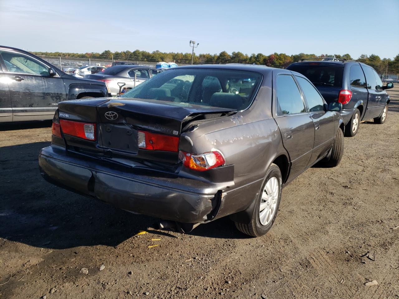 Photo 4 from auction – 2000 TOYOTA CAMRY CE with VIN JT2BG22K7Y0487264