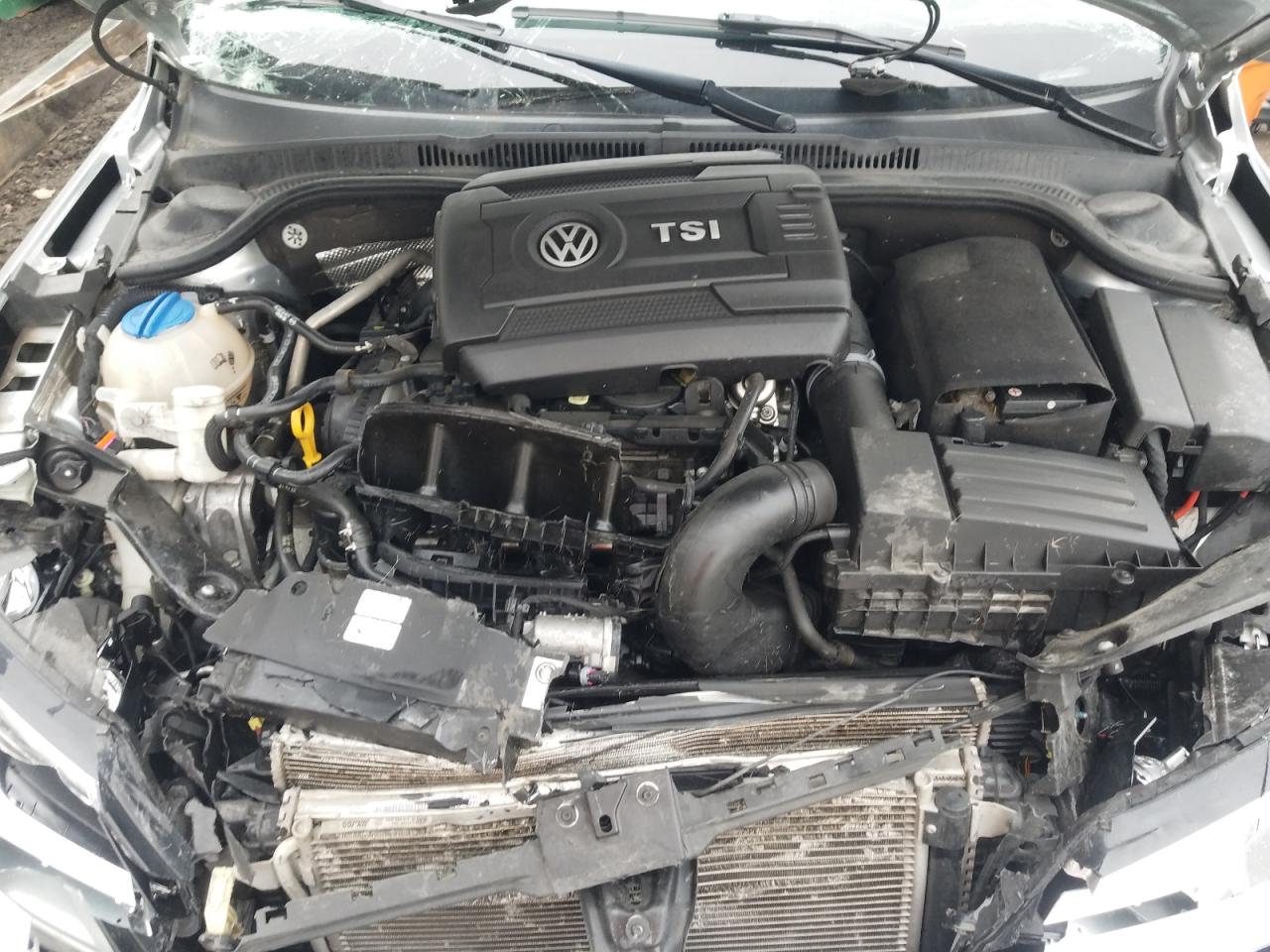 Photo 12 from auction – 2015 VOLKSWAGEN JETTA SEL with VIN 3VWL07AJ5FM221657
