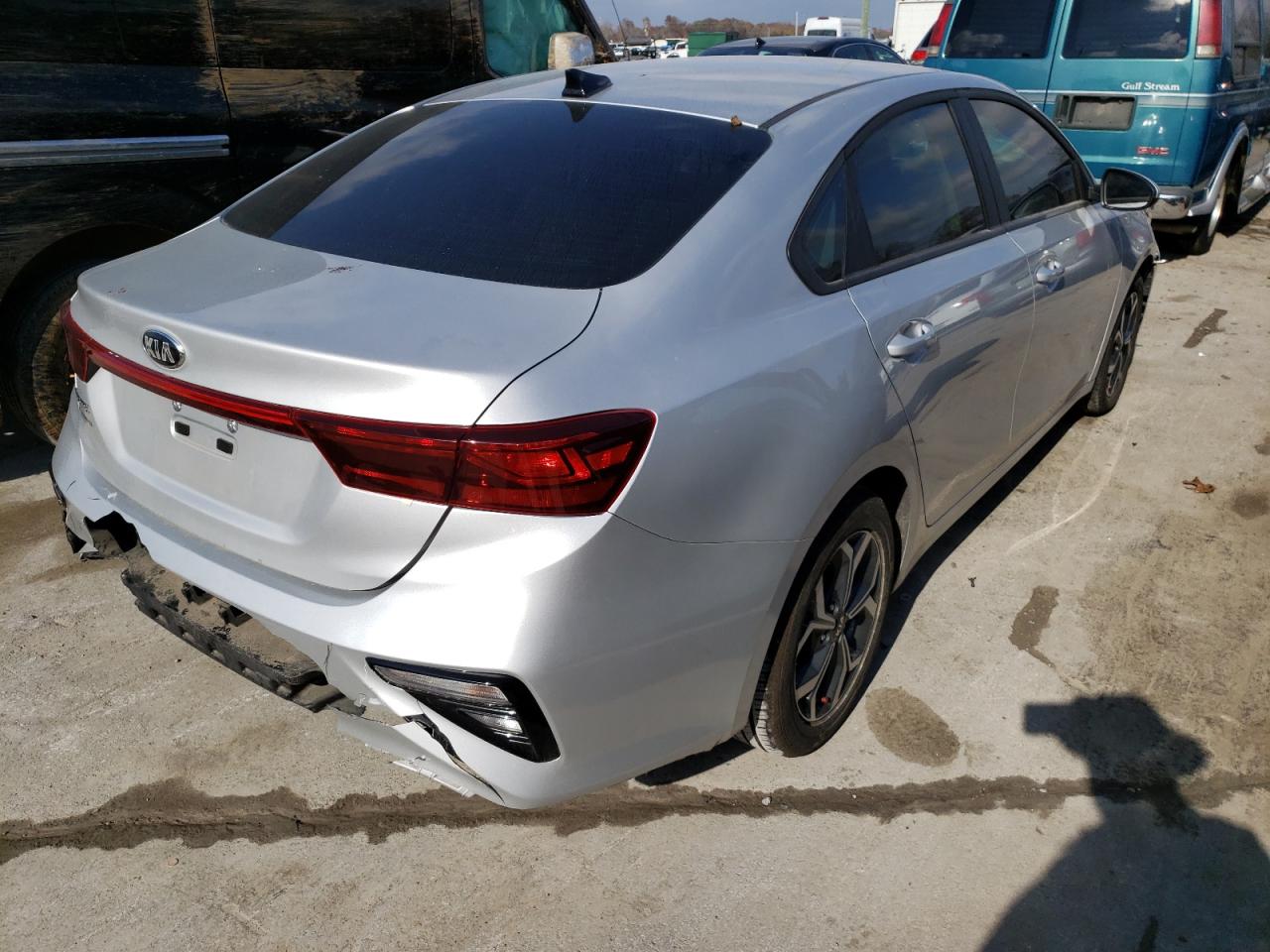 Photo 4 from auction – 2020 KIA FORTE FE with VIN 3KPF24AD6LE234216