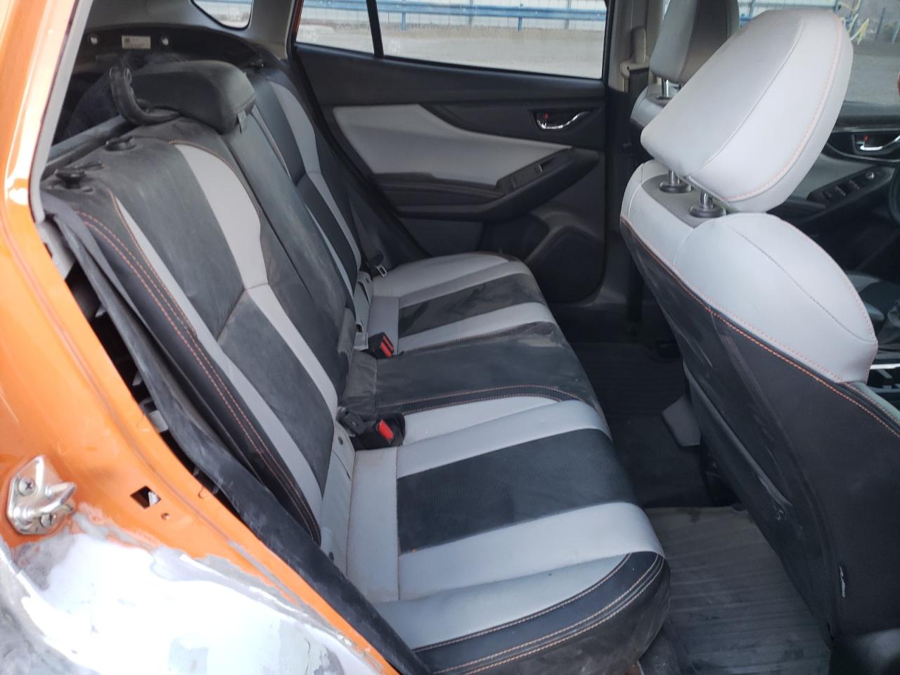 Photo 6 from auction – 2018 SUBARU CROSSTREK with VIN JF2GTAJC5JH278790