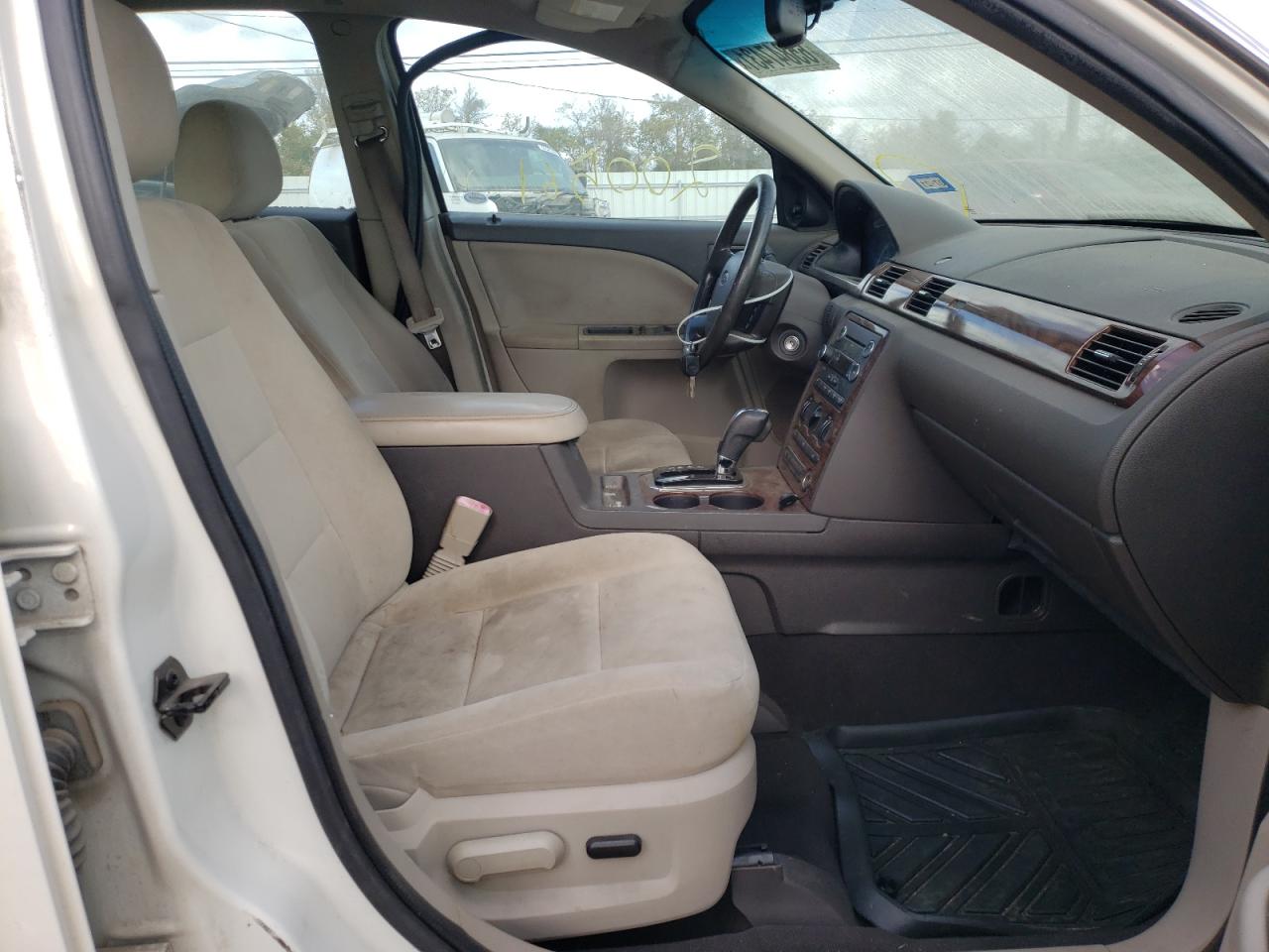 Photo 5 from auction – 2009 FORD TAURUS with VIN 1FAHP23W89G116633