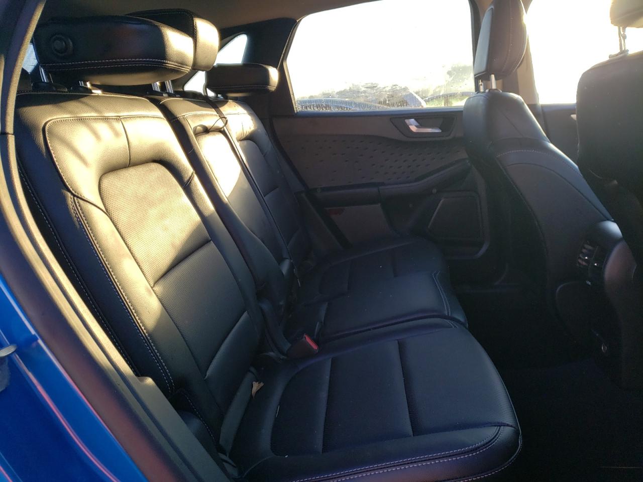 Photo 6 from auction – 2020 FORD ESCAPE SEL with VIN 1FMCU9H67LUA72806