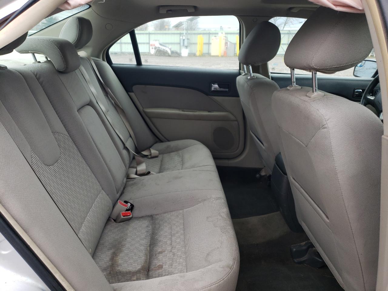 Photo 6 from auction – 2011 FORD FUSION SE with VIN 3FAHP0HA9BR295216