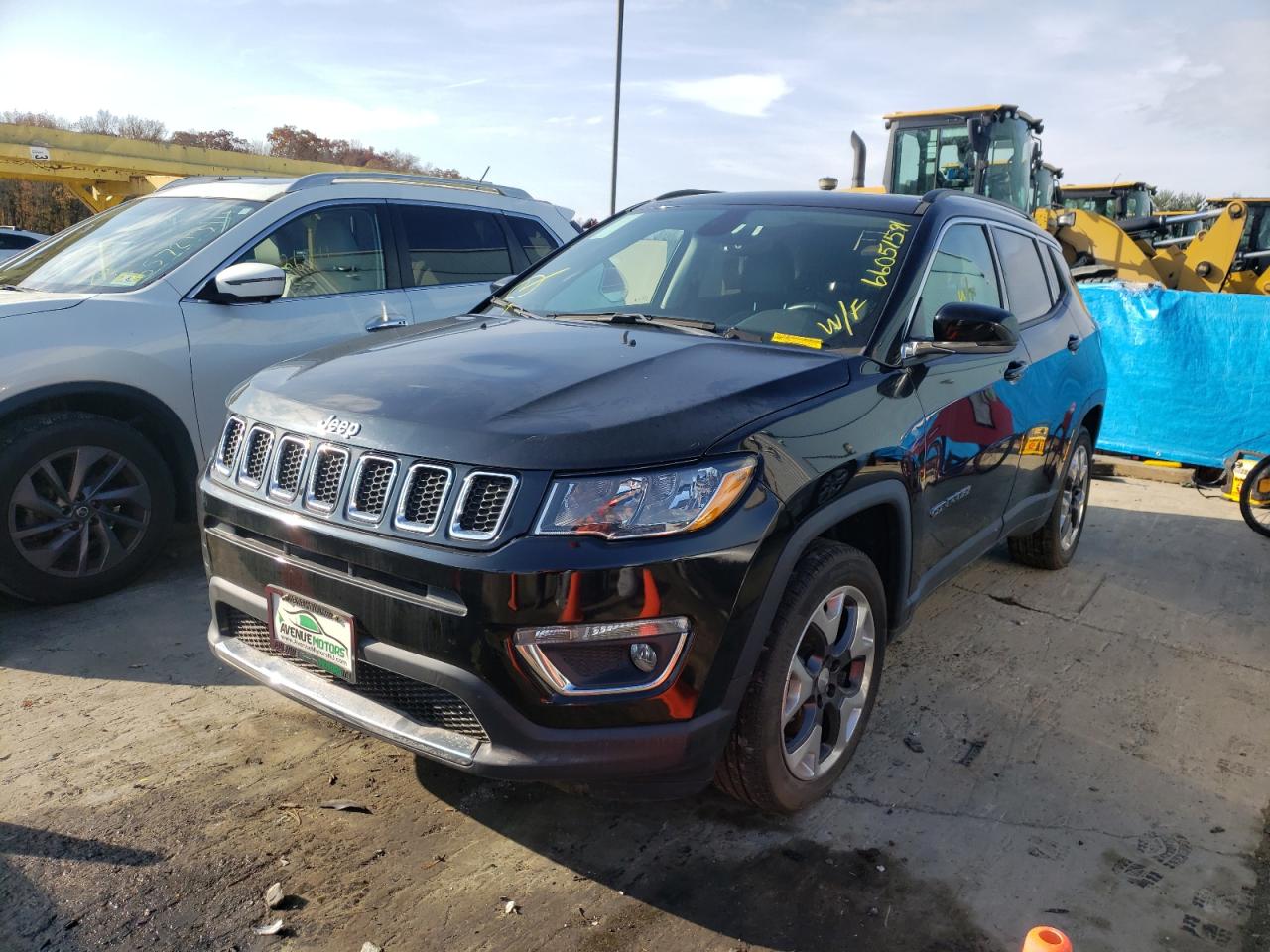 Photo 2 from auction – 2018 JEEP COMPASS LI with VIN 3C4NJDCB6JT143739