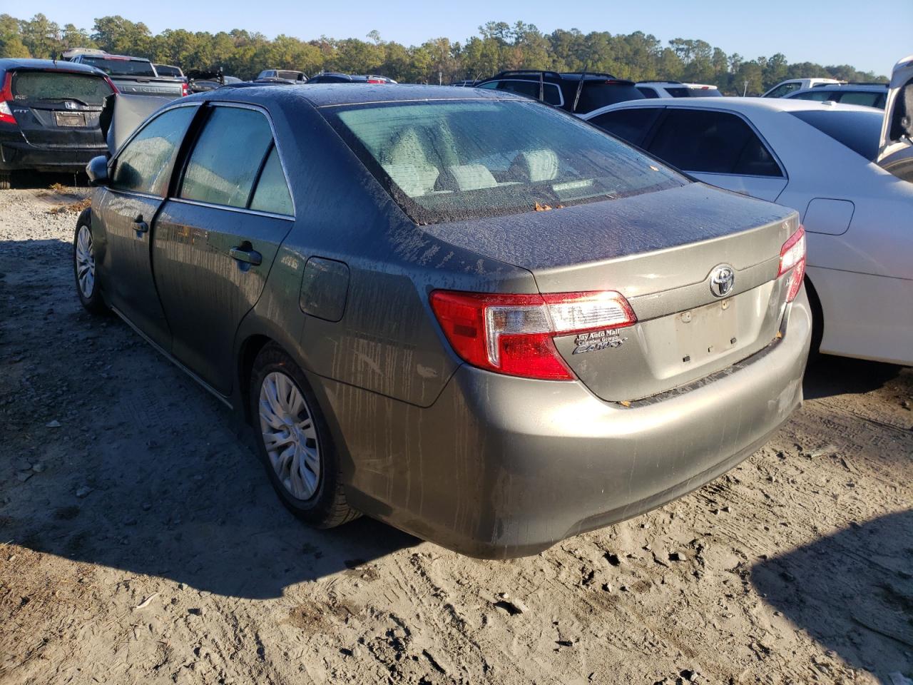 Photo 3 from auction – 2012 TOYOTA CAMRY BASE with VIN 4T1BF1FK4CU586622
