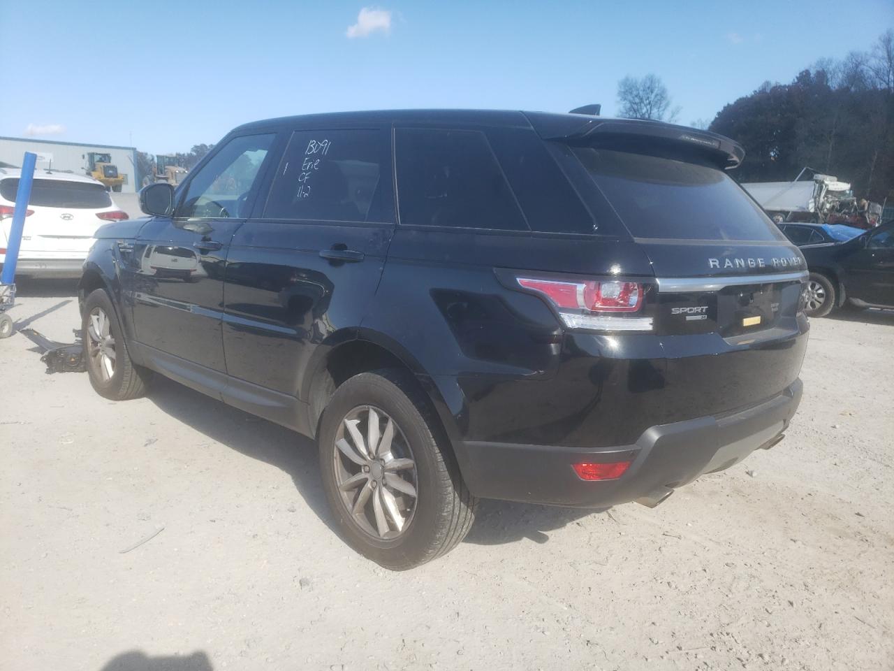 Photo 3 from auction – 2017 LAND ROVER RANGE ROVE with VIN SALWG2FV1HA141422