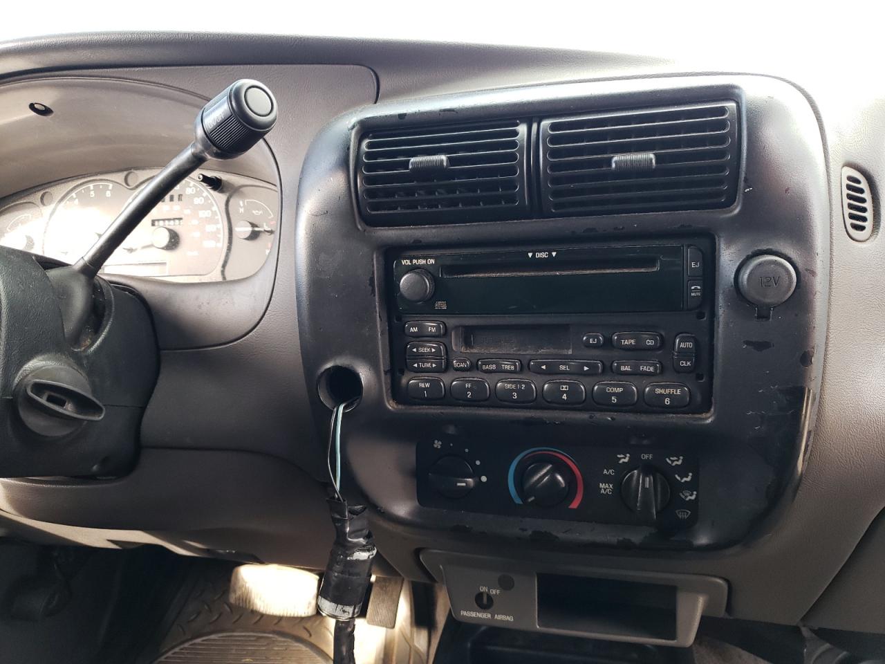 Photo 9 from auction – 2002 FORD RANGER SUP with VIN 1FTYR44E22PA39768