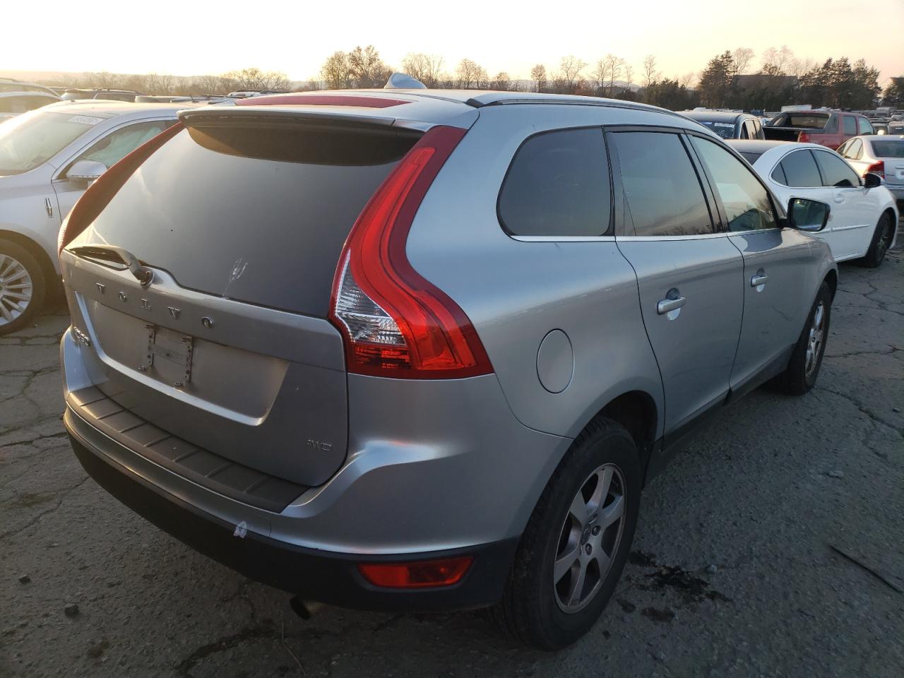 Photo 4 from auction – 2011 VOLVO XC60 3.2 with VIN YV4940DZ7B2189612