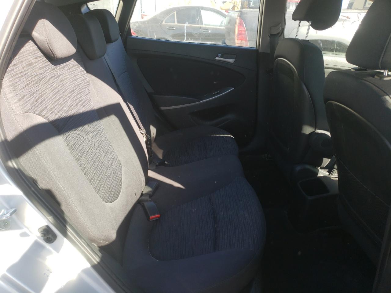 Photo 6 from auction – 2017 HYUNDAI ACCENT SE with VIN KMHCT5AE4HU323074