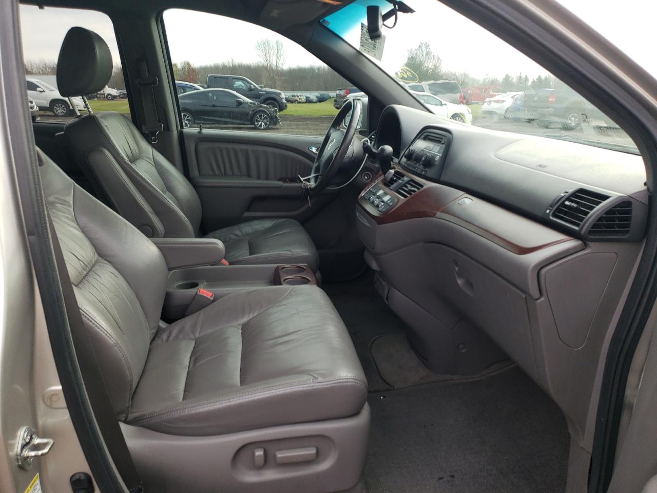 Photo 5 from auction – 2008 HONDA ODYSSEY EX with VIN 5FNRL38668B063125