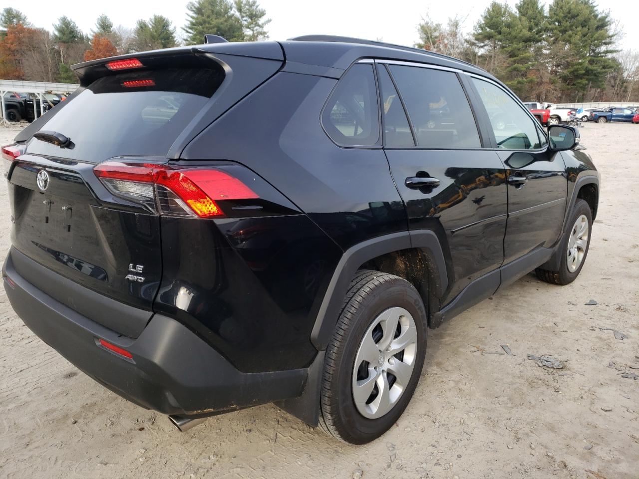 Photo 4 from auction – 2020 TOYOTA RAV4 LE with VIN 2T3G1RFV5LC131171