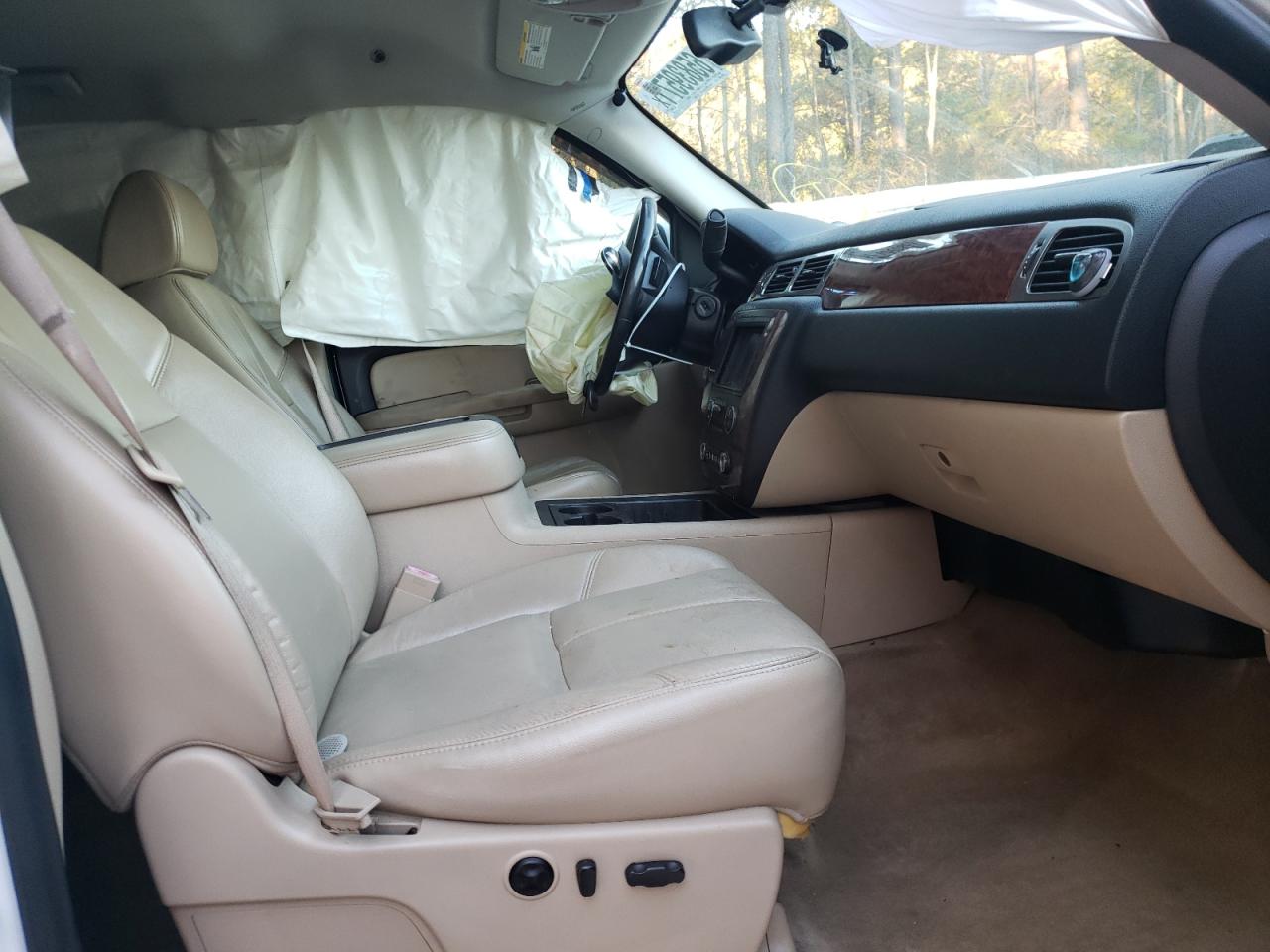 Photo 5 from auction – 2007 CHEVROLET SILVERADO with VIN 2GCEK13M271527640