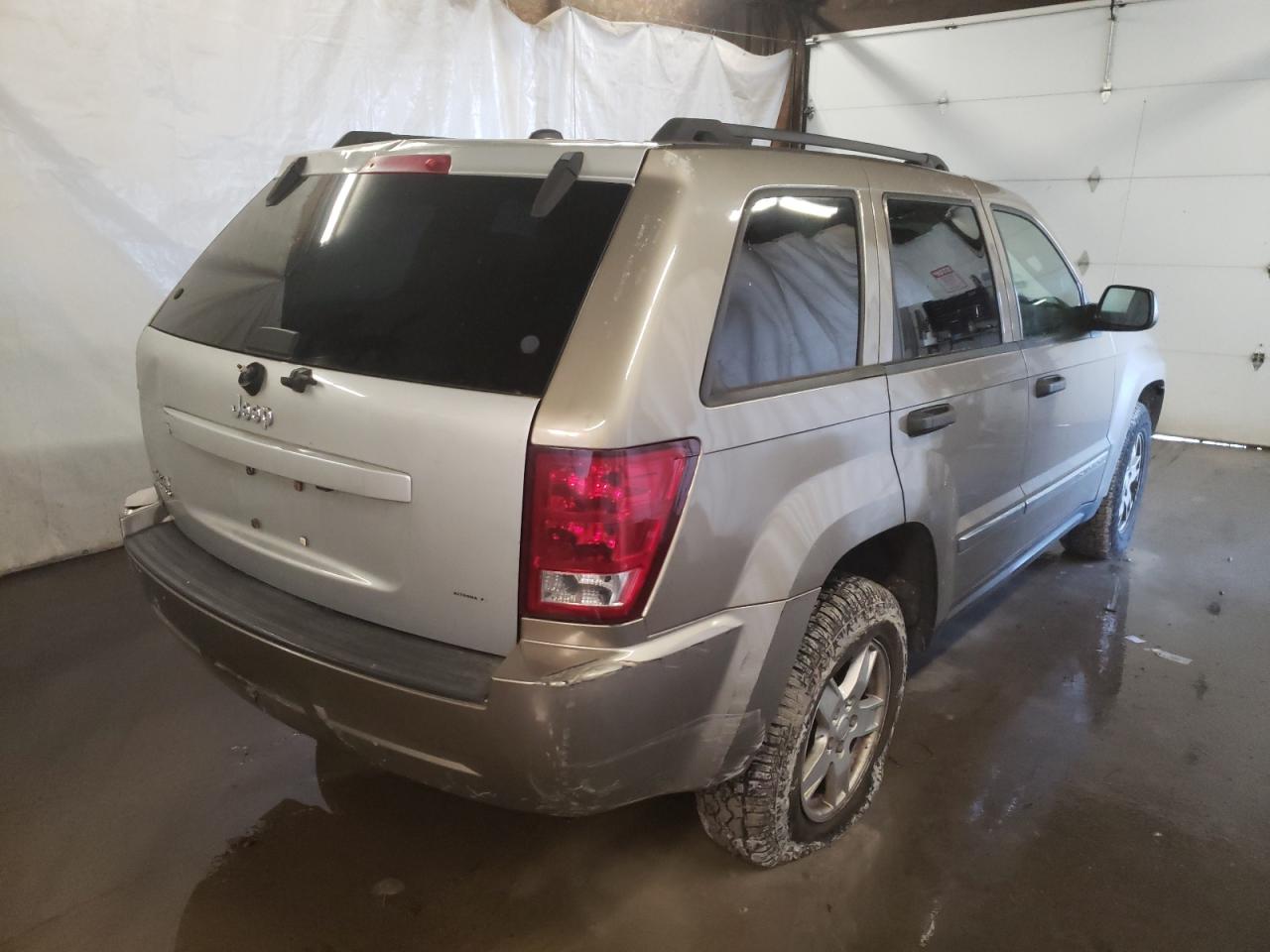 Photo 4 from auction – 2005 JEEP GRAND CHER with VIN 1J4GR48K05C719539