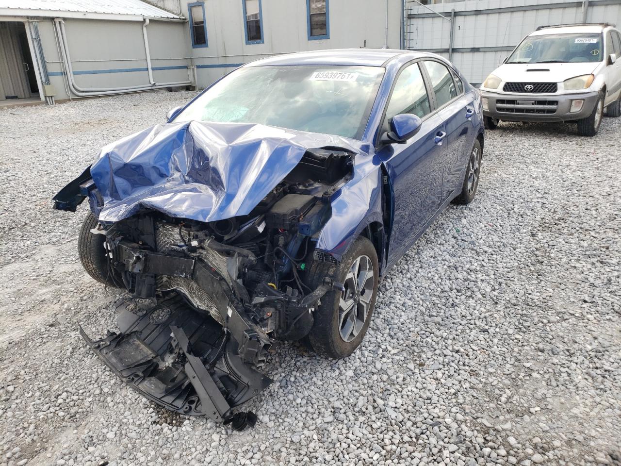 Photo 2 from auction – 2019 KIA FORTE FE with VIN 3KPF24AD9KE063380