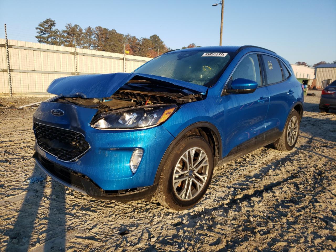 Photo 2 from auction – 2020 FORD ESCAPE SEL with VIN 1FMCU9H67LUA72806