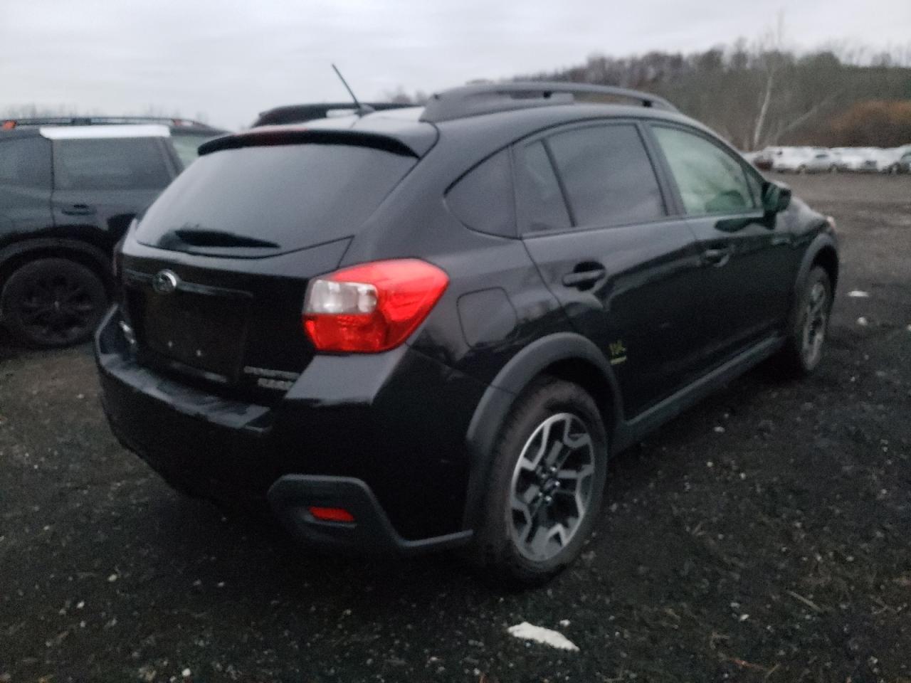 Photo 4 from auction – 2017 SUBARU CROSSTREK with VIN JF2GPABC8H8228995