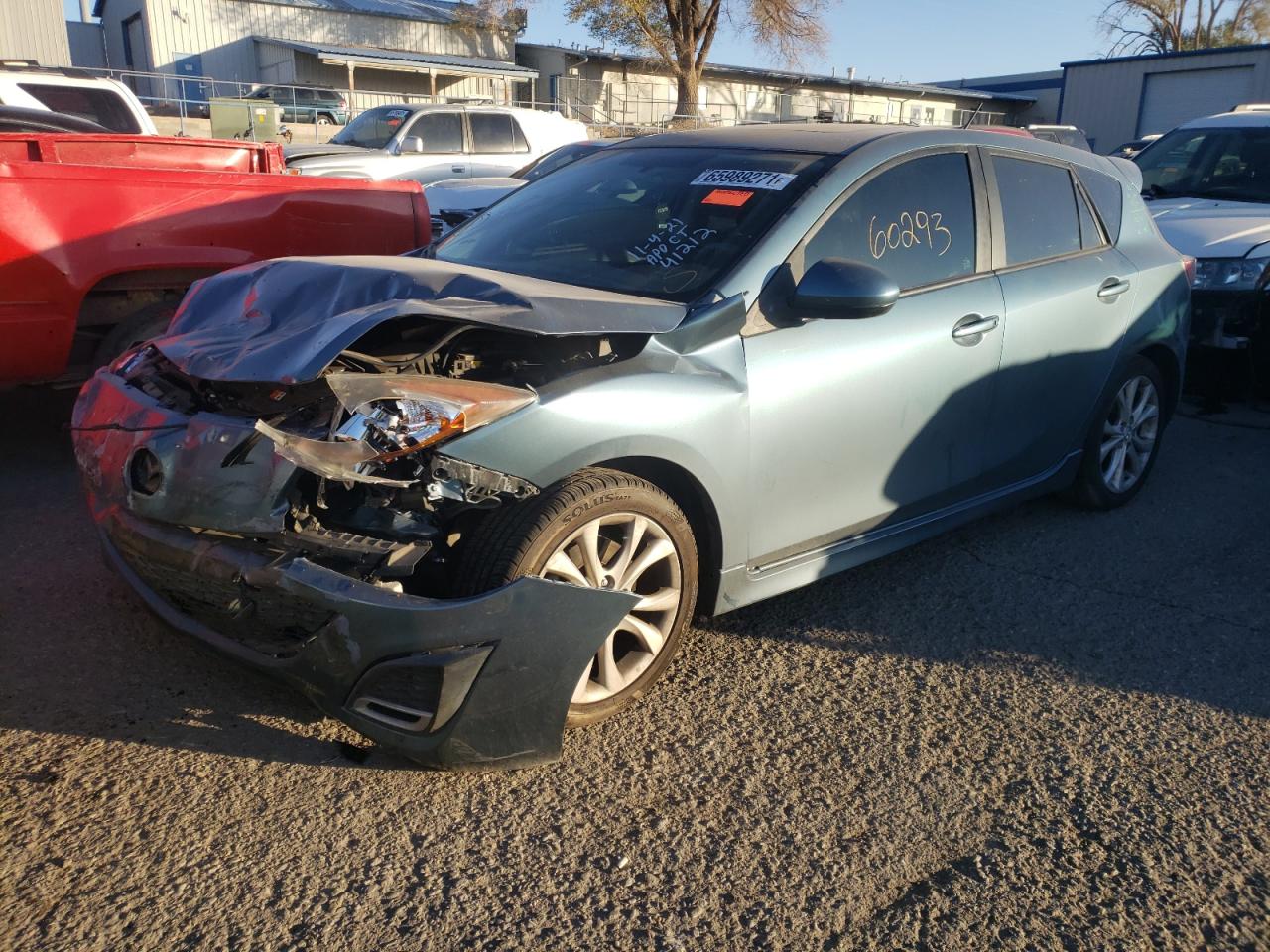 Photo 2 from auction – 2011 MAZDA 3 S with VIN JM1BL1K6XB1496591