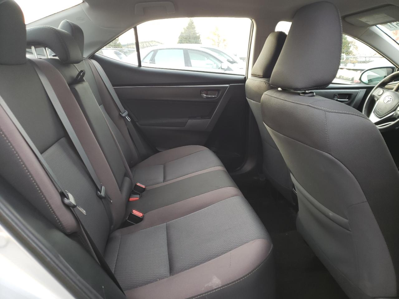 Photo 6 from auction – 2018 TOYOTA COROLLA L with VIN 2T1BURHE6JC055934