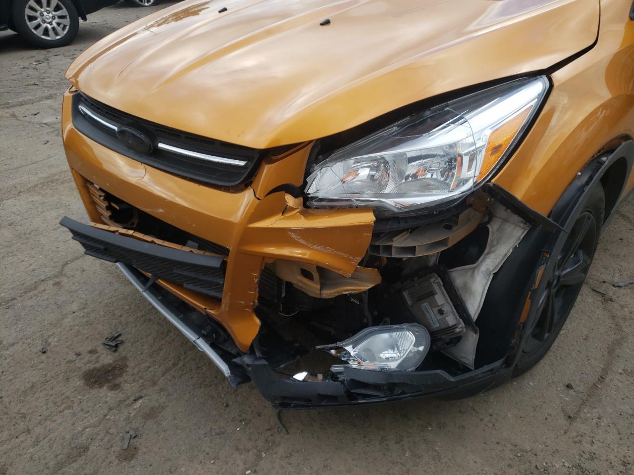 Photo 9 from auction – 2016 FORD ESCAPE SE with VIN 1FMCU9G94GUA69086