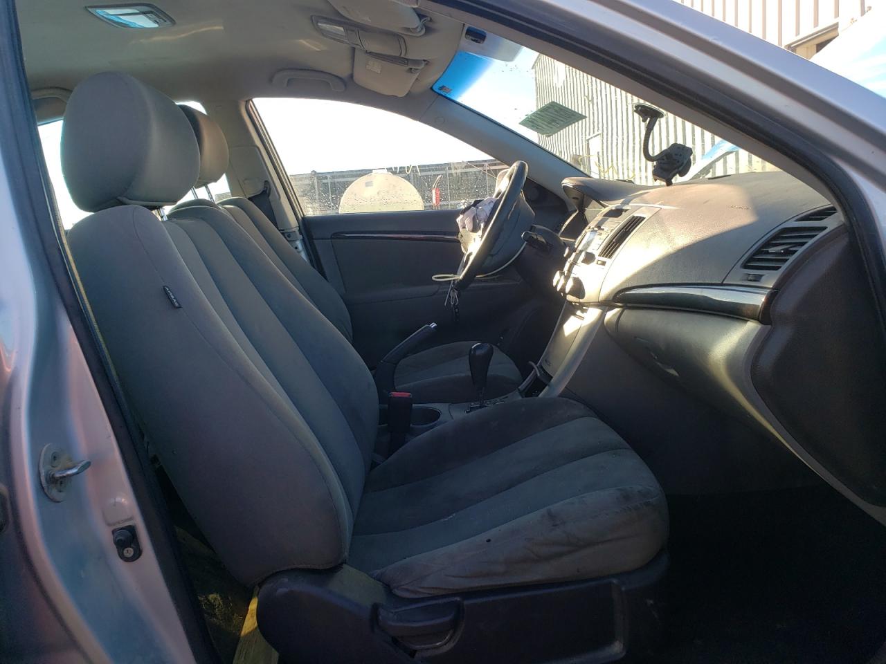 Photo 5 from auction – 2010 HYUNDAI SONATA GLS with VIN 5NPET4AC2AH616865