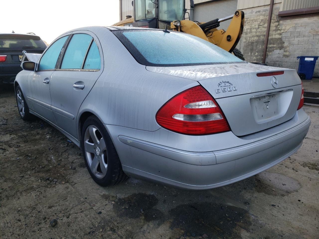 Photo 3 from auction – 2005 MERCEDES-BENZ E 500 with VIN WDBUF70J65A627559