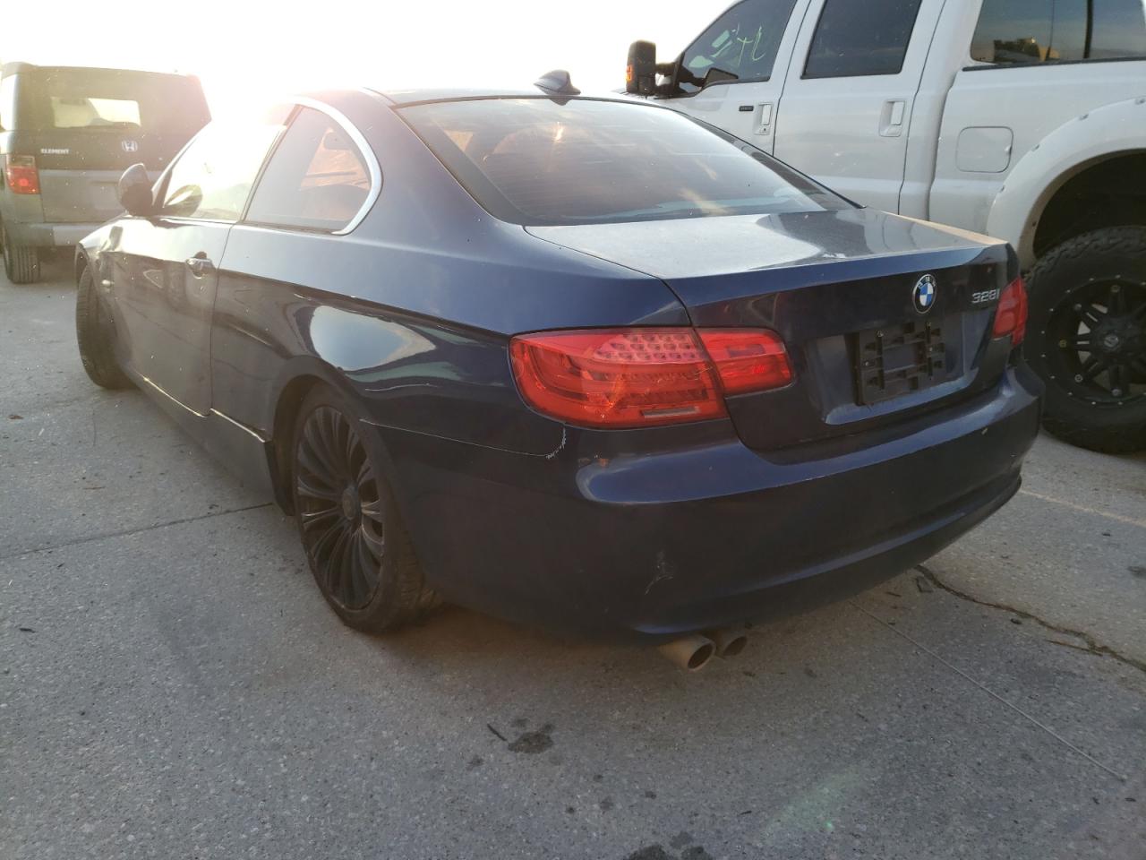 Photo 3 from auction – 2011 BMW 328 XI SUL with VIN WBAKF5C50BE655385