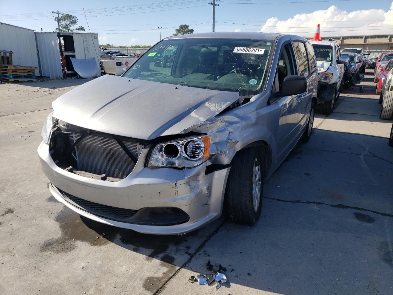 Photo 2 from auction – 2015 DODGE GRAND CARA with VIN 2C4RDGBGXFR616379