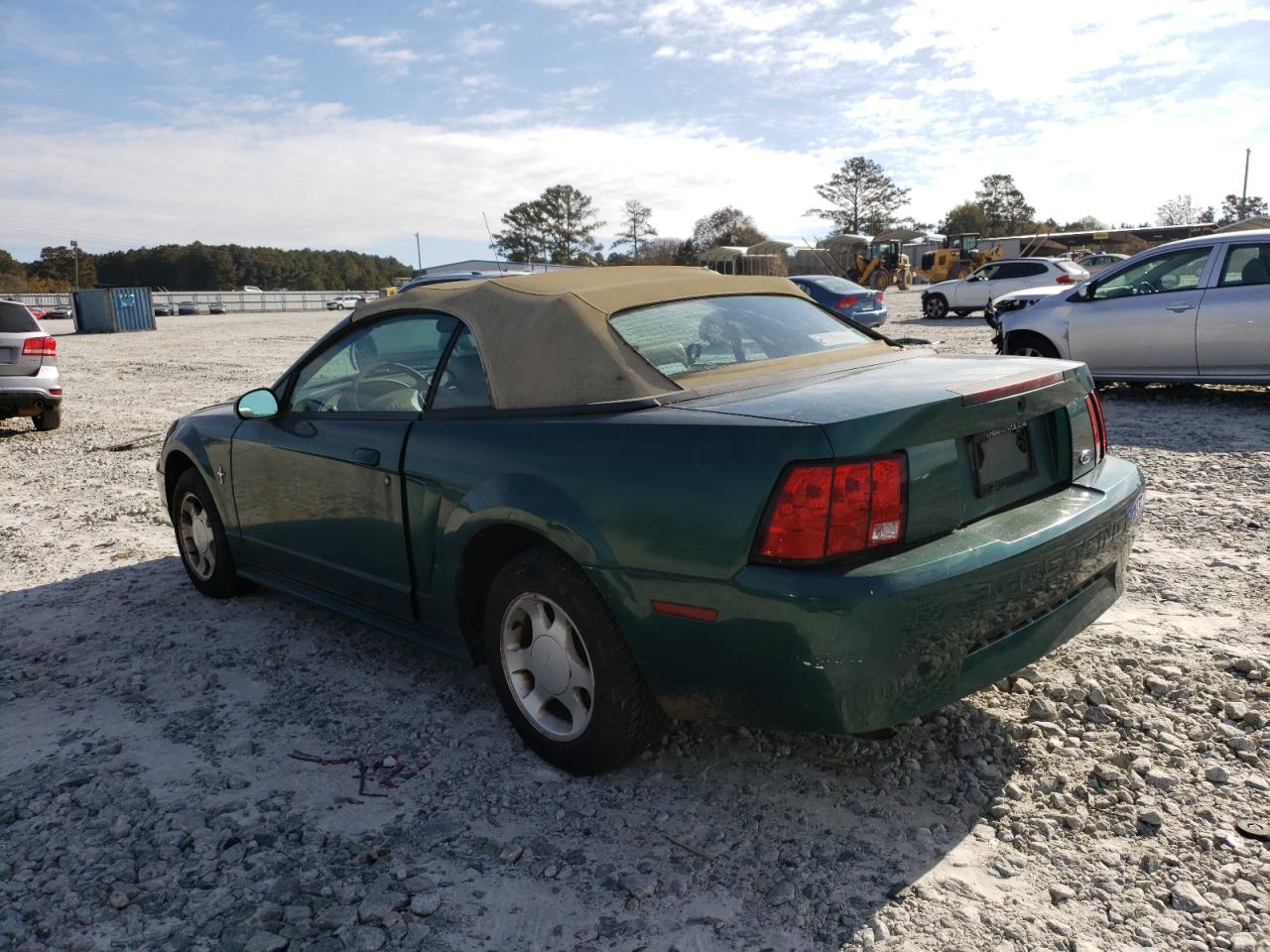 Photo 3 from auction – 2000 FORD MUSTANG with VIN 1FAFP4449YF189594