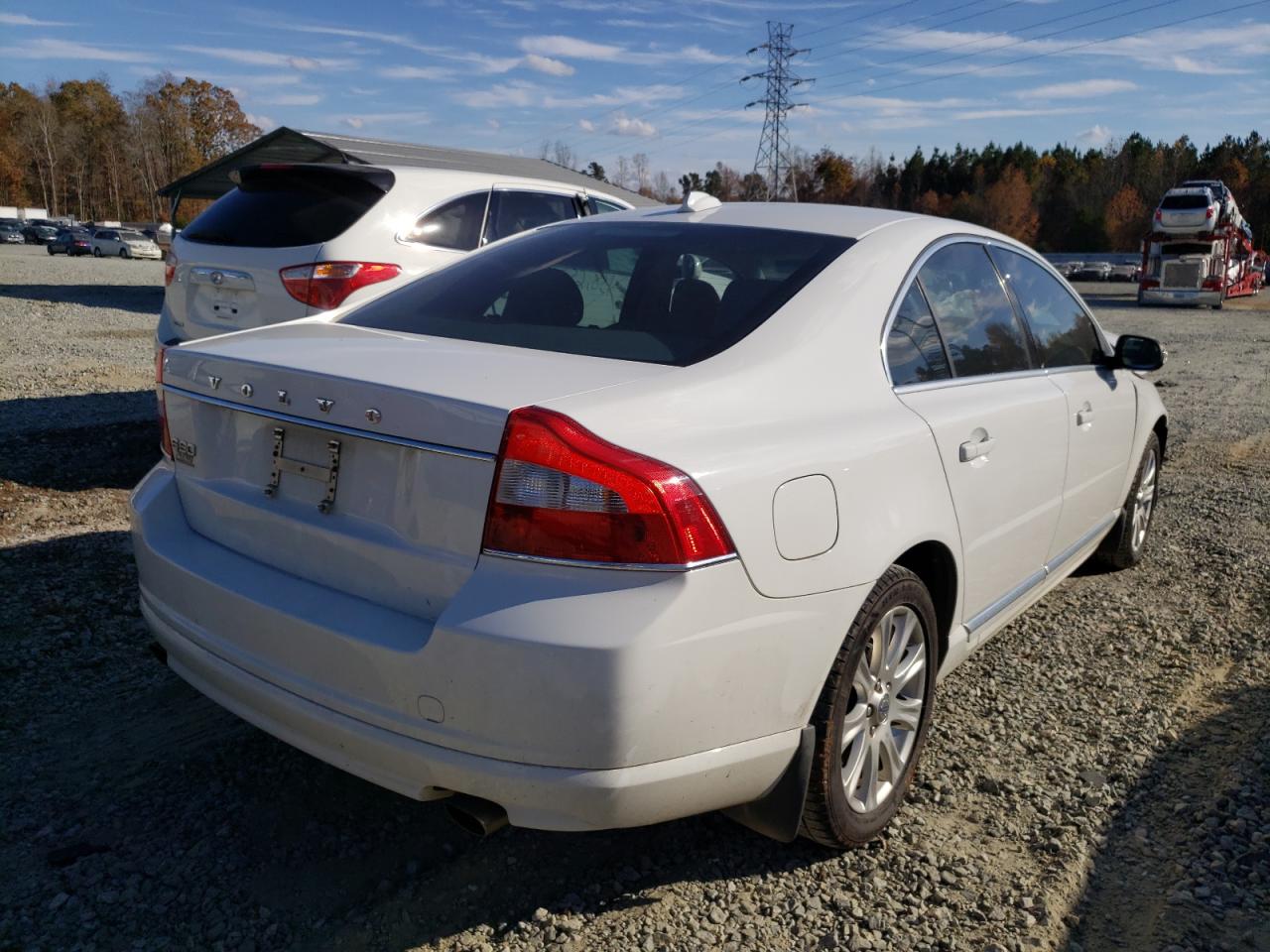 Photo 4 from auction – 2011 VOLVO S80 3.2 with VIN YV1952AS2B1144015
